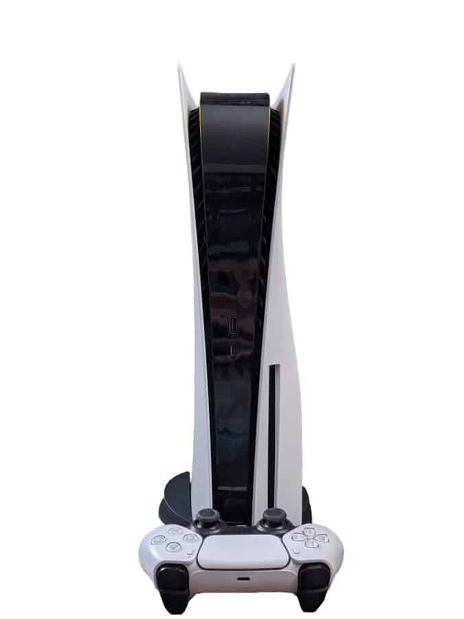 Transferir datos de PS4 a PS5 - consola PS5 » Pleyx Consola PS5 con mando DualSense, destino de los datos al transferir de PS4 a PS5